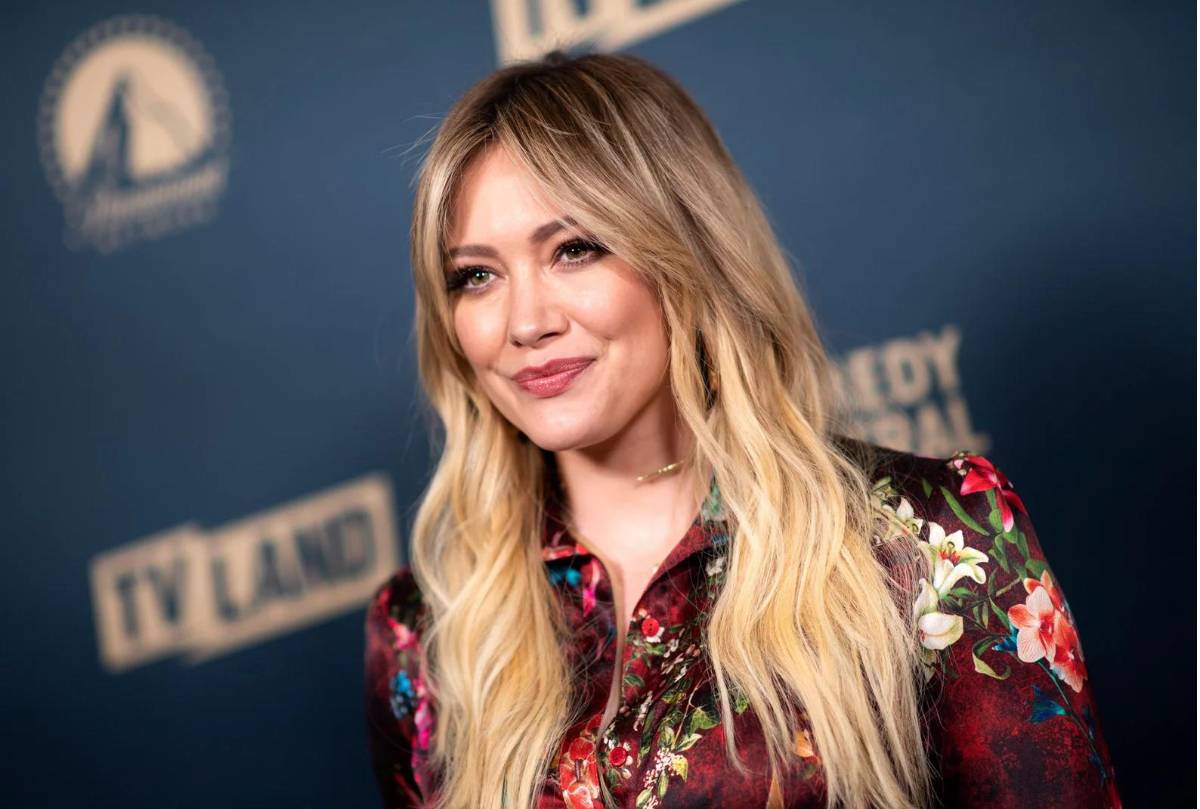 Hilary Duff dice que tener cuatro hijos ha sido una ‘elección salvaje’