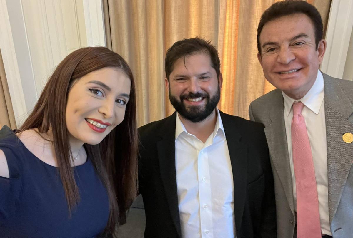 Salvador Nasralla estará presente en toma de posesión de Gabriel Boric en Chile