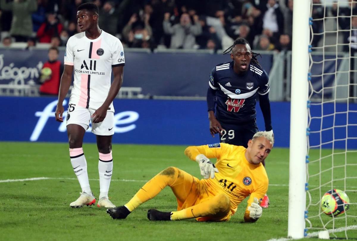 El momento del gol que le metió Alberth Elis a Keylor Navas.