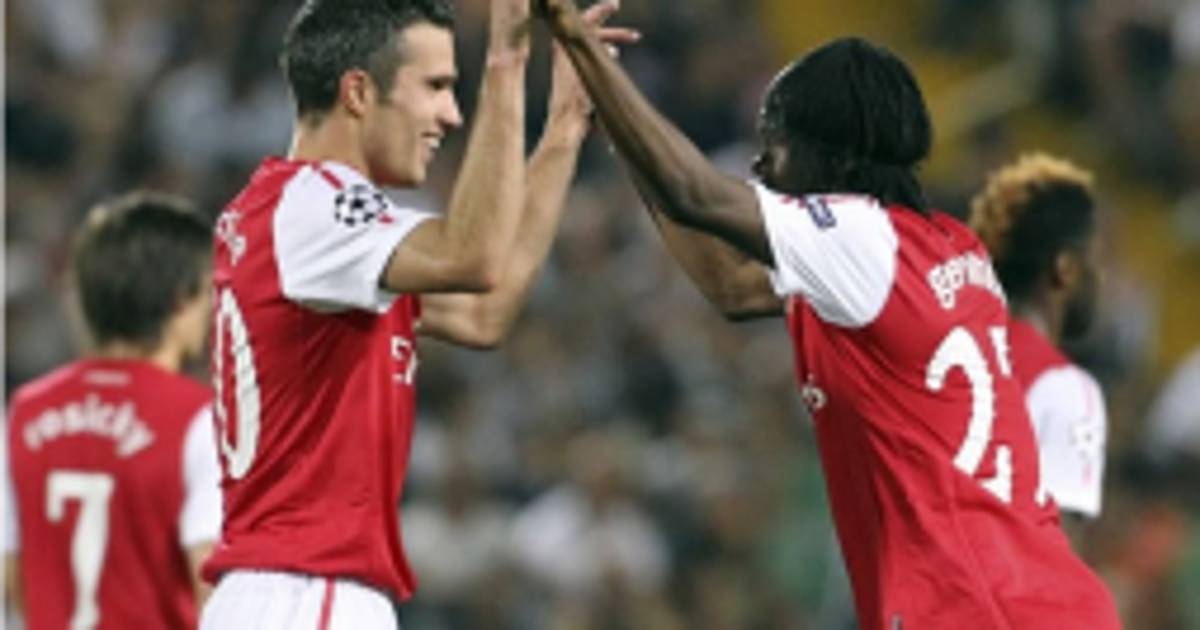Arsenal y Lyon sellan sus boletos a la Champions
