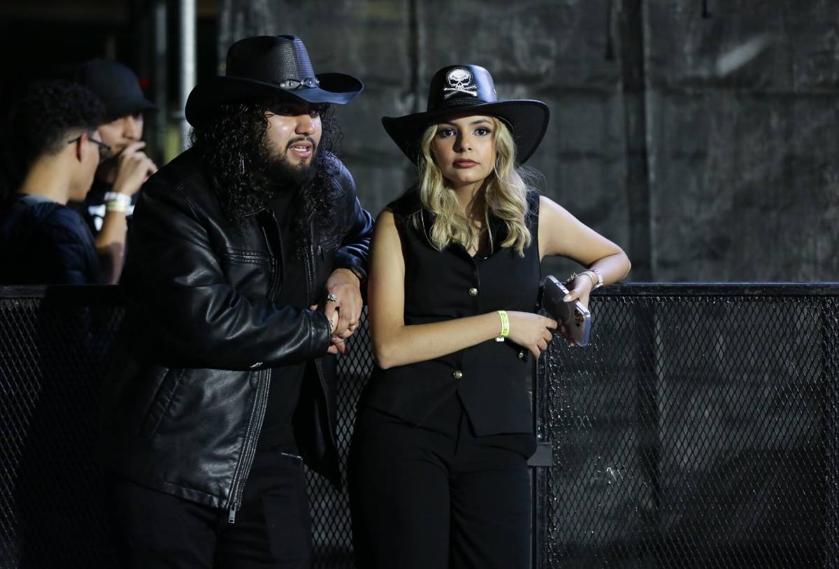 Enrique Bunbury desata un huracán de emociones en Tegucigalpa