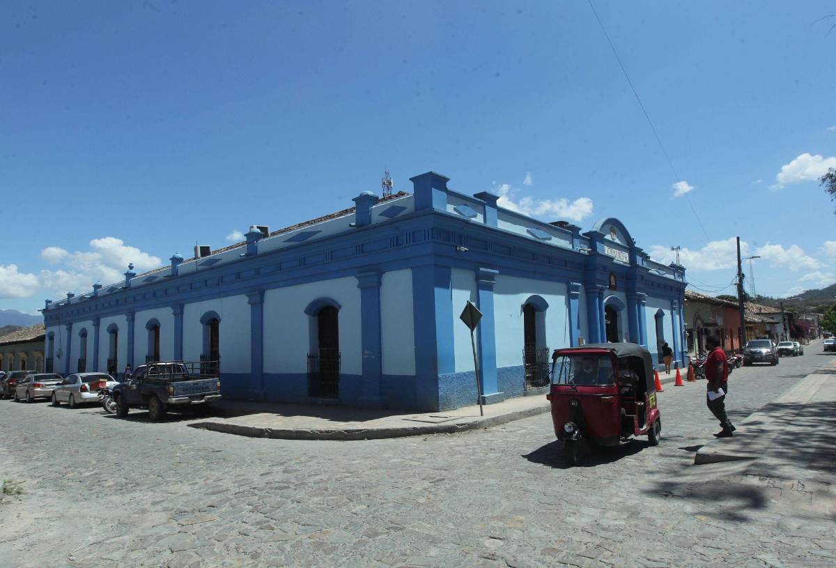 Bienes de La Familia Hernandez en Gracias, Lempira.