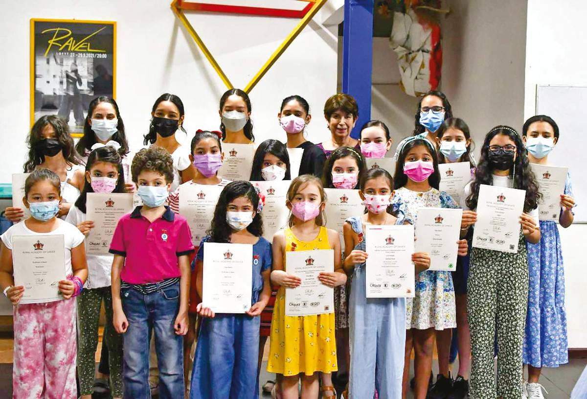 CCDanza certifica a 40 niños en ballet bajo la técnica Royal Dance