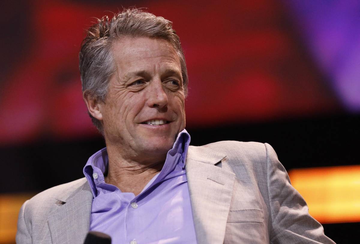 Hugh Grant regresa a HBO con serie ‘The Palace’