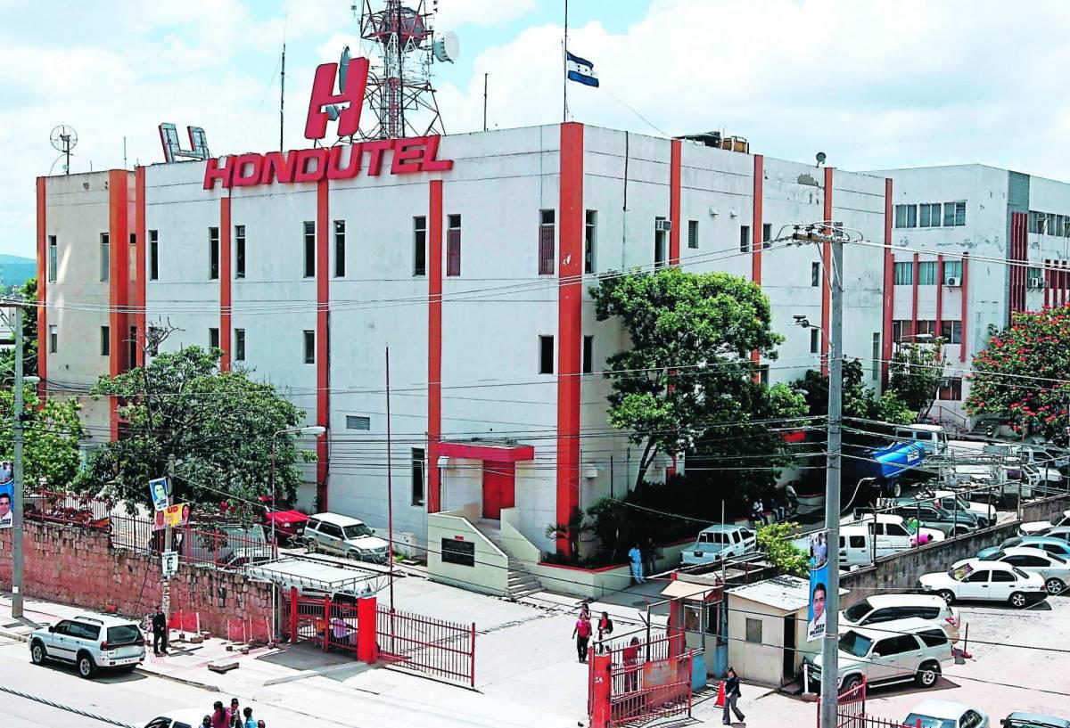 Requerimientos fiscales por irregularidades y malversación en Hondutel y Conaprev