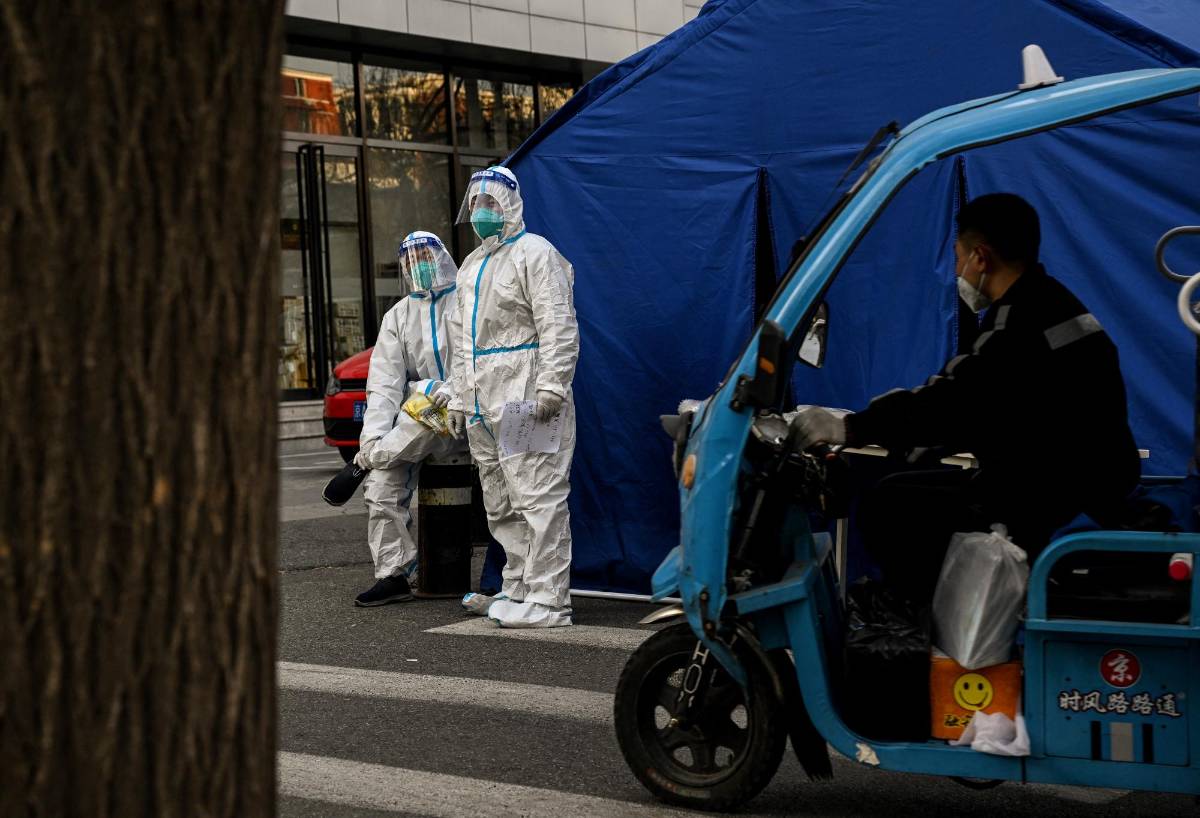 China anuncia relajamiento general de restricciones por covid-19 tras masivas protestas