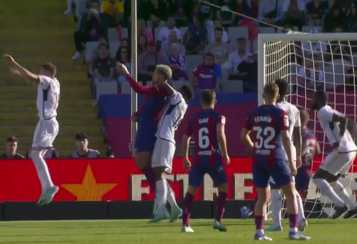 El Clásico: El penal que todo Barcelona pidió ante Real Madrid