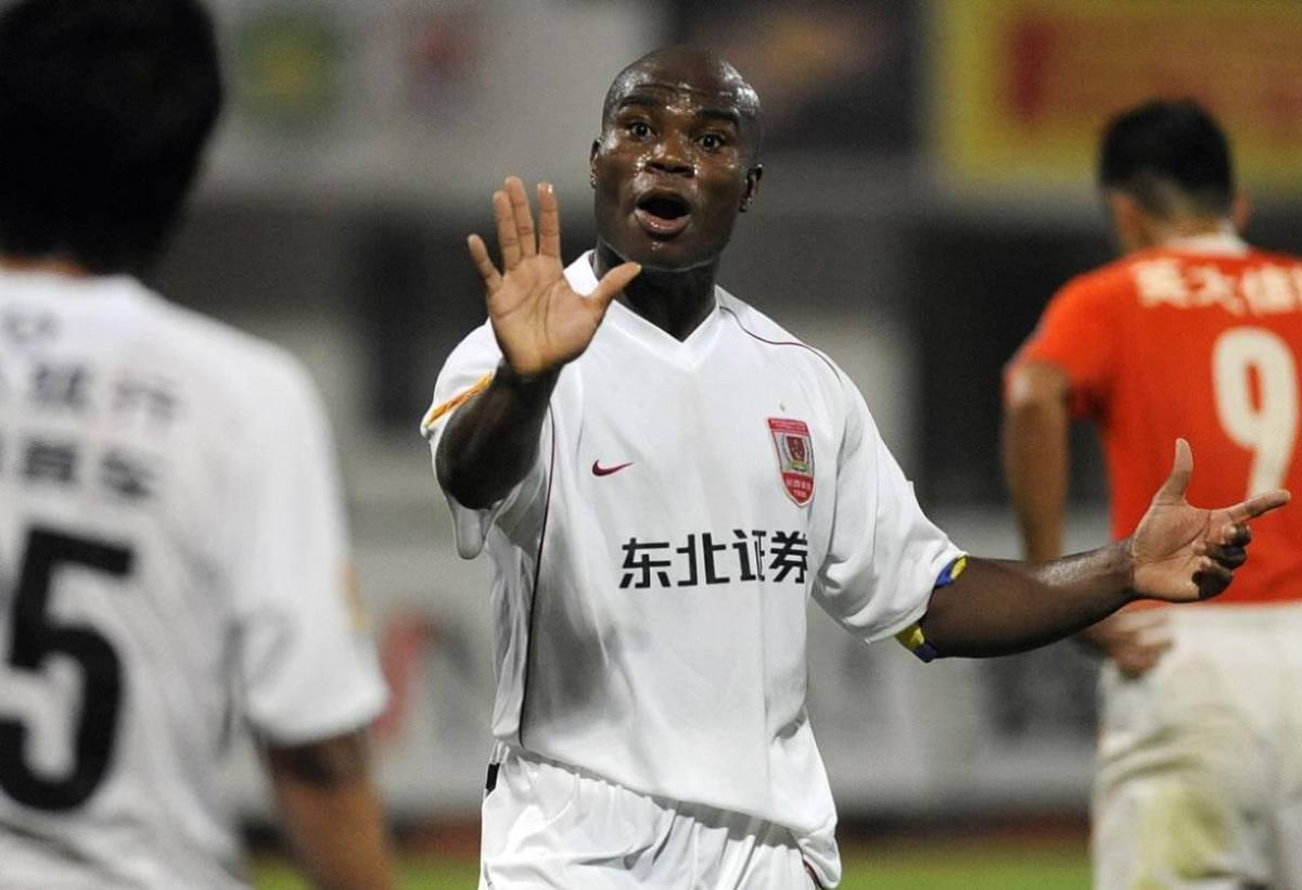 Samuel Caballero revela por qué besó a Cuauhtémoc: Se lo soné en la oreja