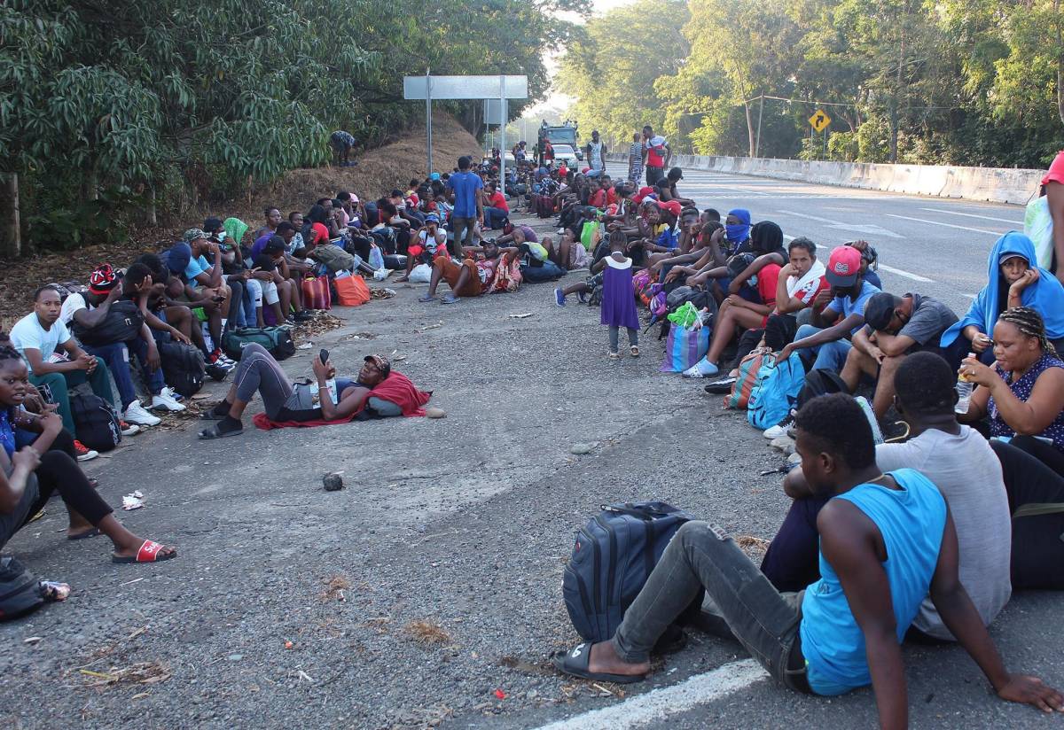 Tres nuevas caravanas de migrantes haitianos y centroamericanos se forman en México