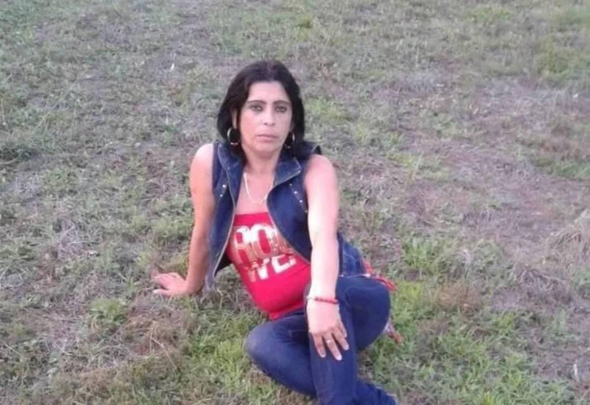 “Se fue con otro”: Había enterrado a su esposa en el patio y la denunciaba de abandono