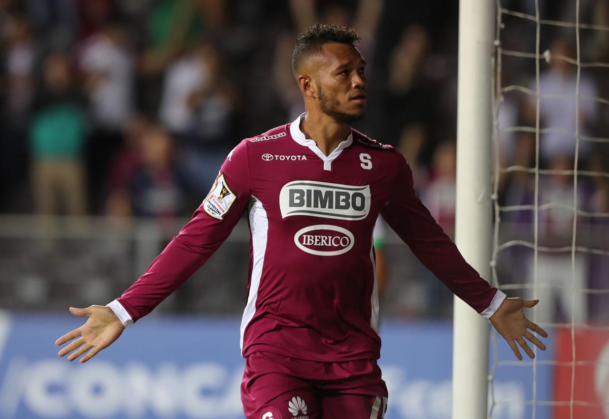 El delantero panameño vistió la camiseta del Saprissa de Costa Rica.
