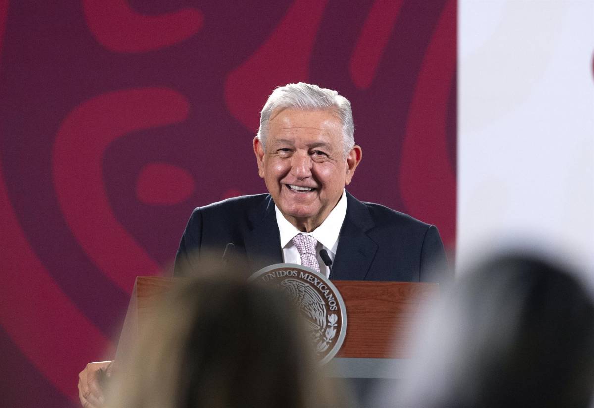 López Obrador tacha de “inmoral y vulgar” la orden migratoria de Texas