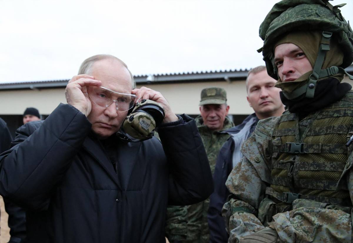 Putin supervisa entrenamiento de soldados rusos que serán desplegados en Ucrania