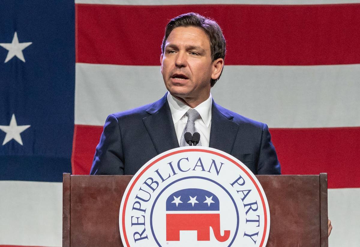 DeSantis, rival de Trump, despide a su directora de campaña