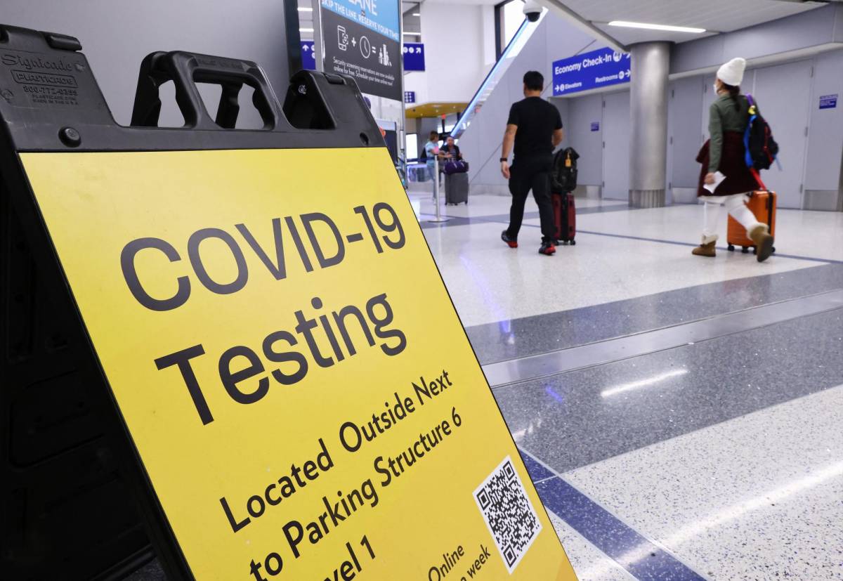 EEUU exigirá a los viajeros un test negativo de 24 horas antes de su vuelo