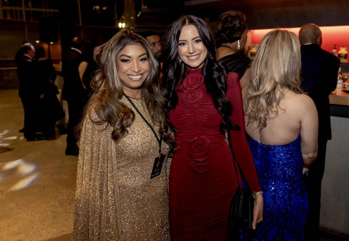 Influencer que tuvo un hijo con Musk vende su Tesla por recorte del magnate en 'manutención'