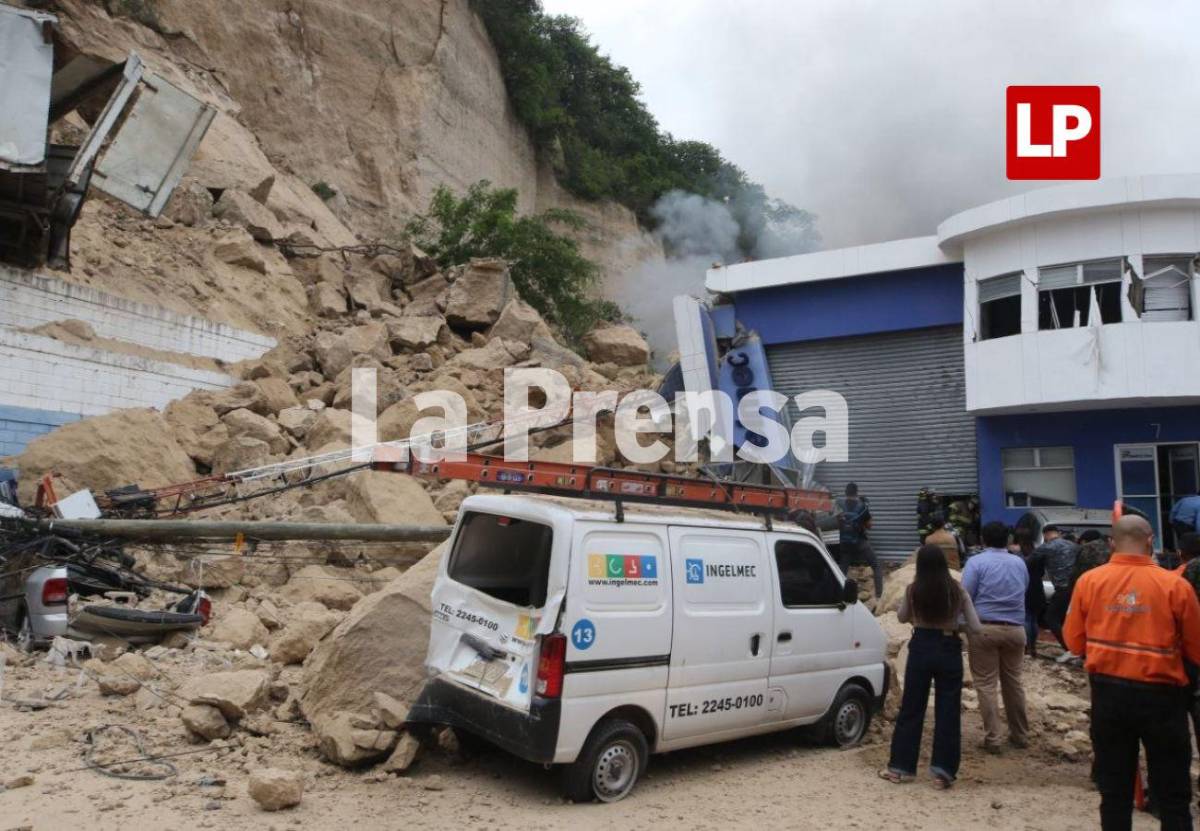 Don Allan relata cómo logró sobrevivir al derrumbe en el anillo periférico de Tegucigalpa
