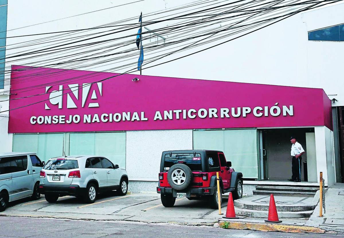 Tres funcionarios hondureños en Ginebra recibieron millonarios salarios