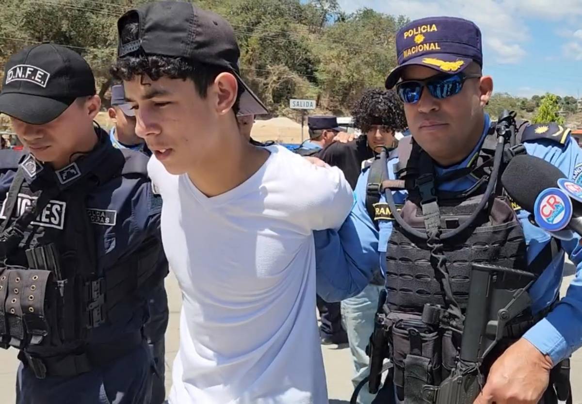 ¡De película! Así fue el rescate de niño de 7 años en montaña de Gracias (fotos)