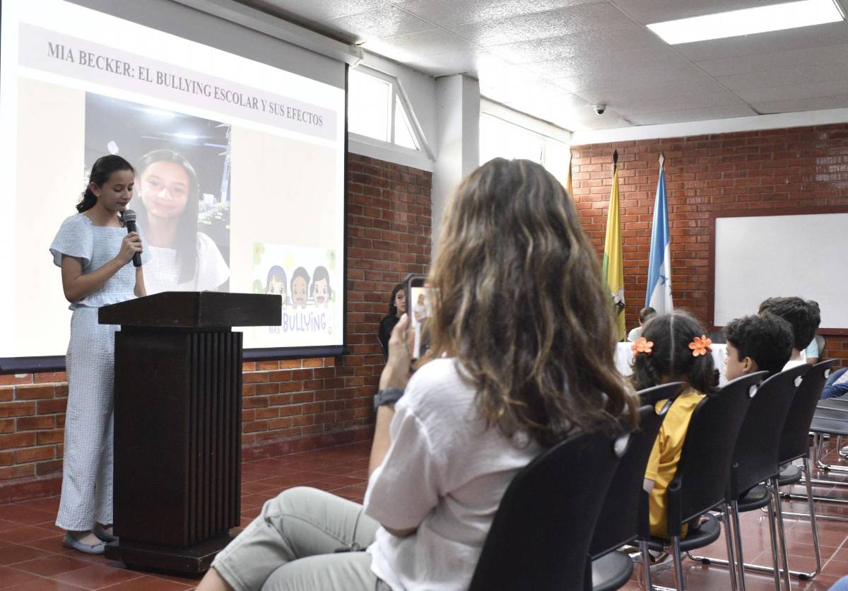 Escuela Internacional Sampedrana realiza Gala de oradores infantiles