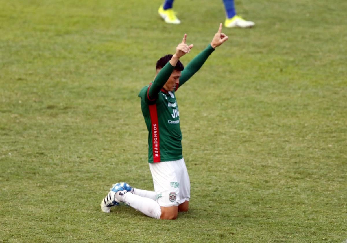 ‘Chelito’ Martínez tras su llamado a la ’H’: “Tuve que desempacar, iba para EEUU”