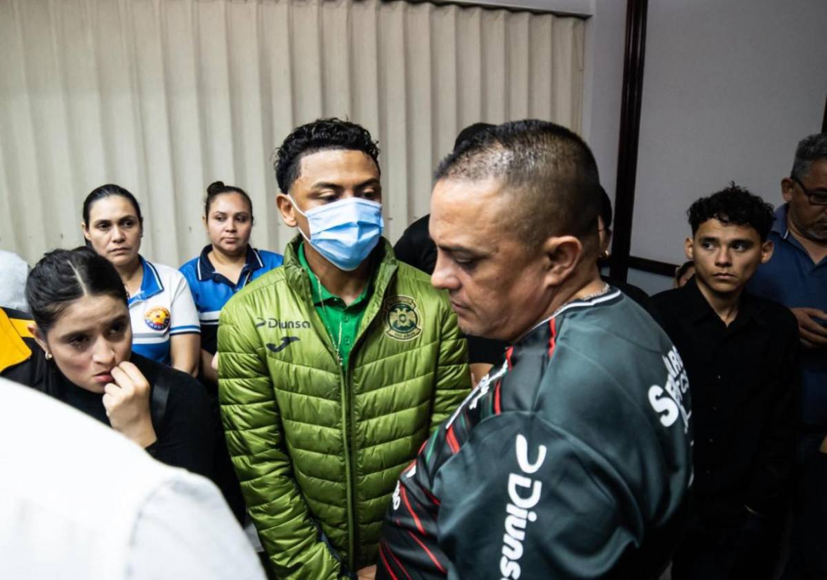 Desgarradoras imágenes en velatorio de Orinson Amaya: Su madre rompió en llanto y aficionados sorprenden