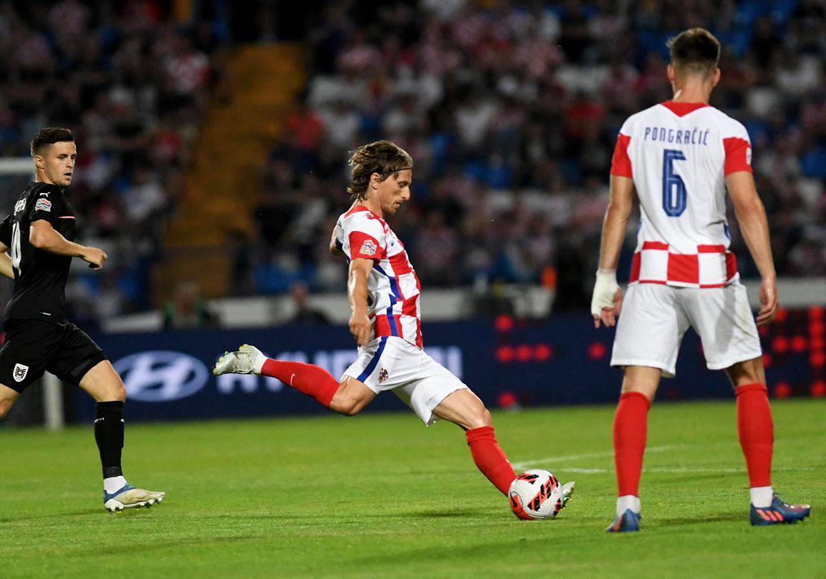 Luka Modric entró de cambio en el segundo tiempo.