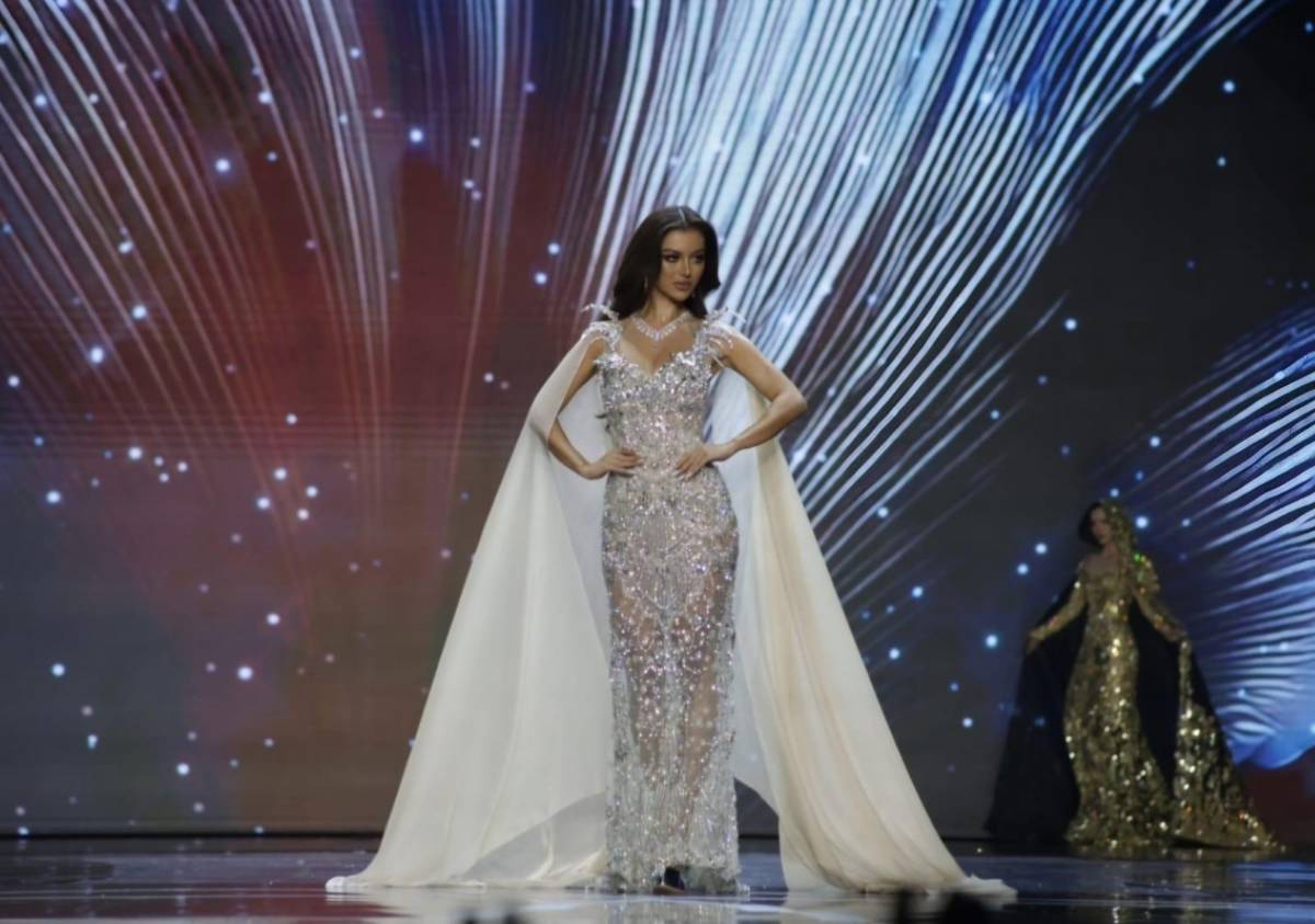Glamour en los vestidos de noche de la preliminar del Miss Universo 2025
