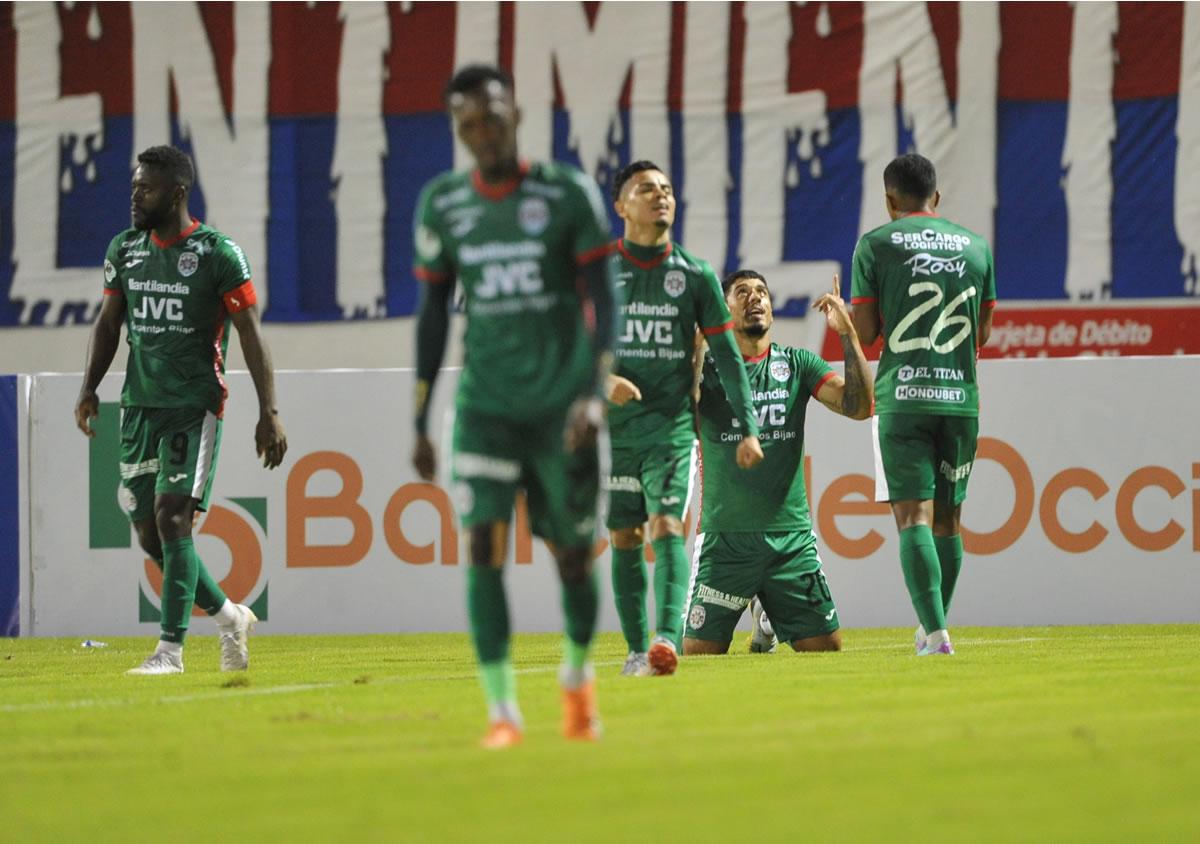 Maximiliano Pérez le dio el empate al Marathón sobre la hora del partido.