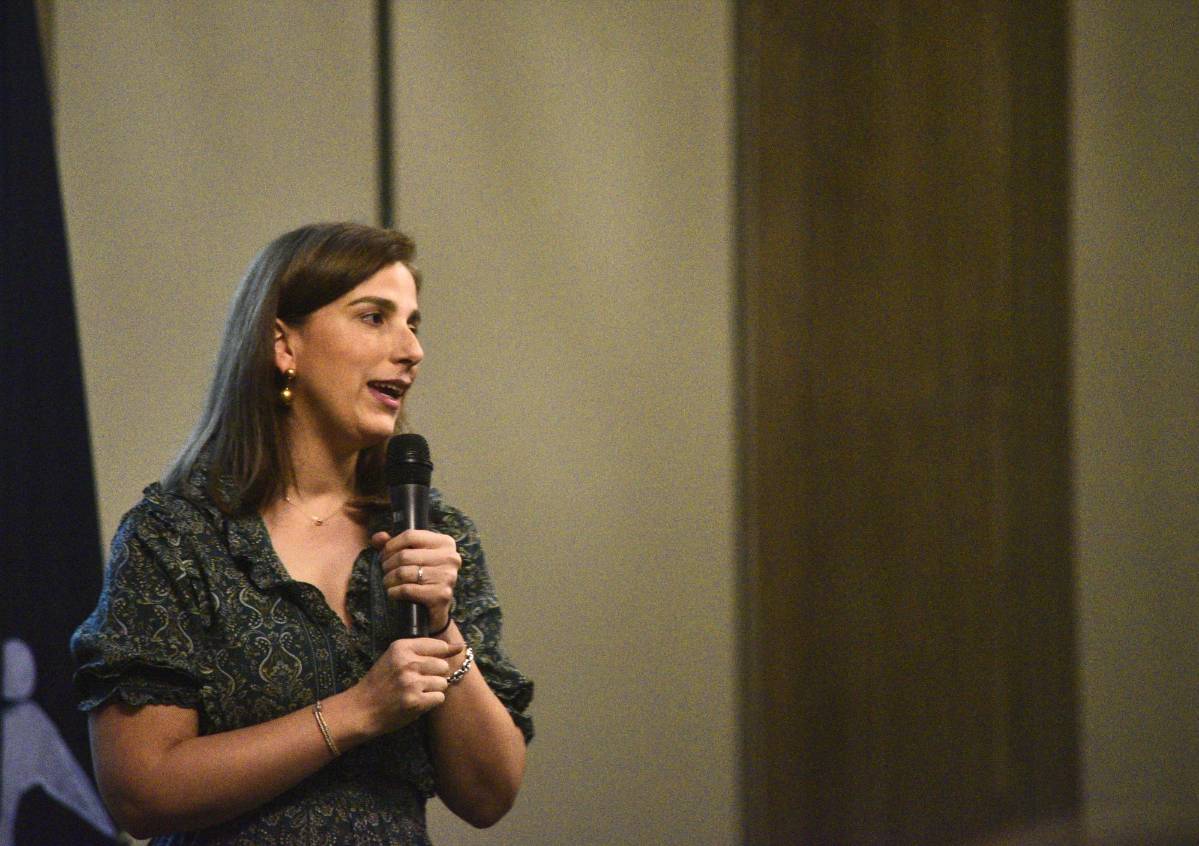 Valmoral realiza su taller “La felicidad está en tus manos”