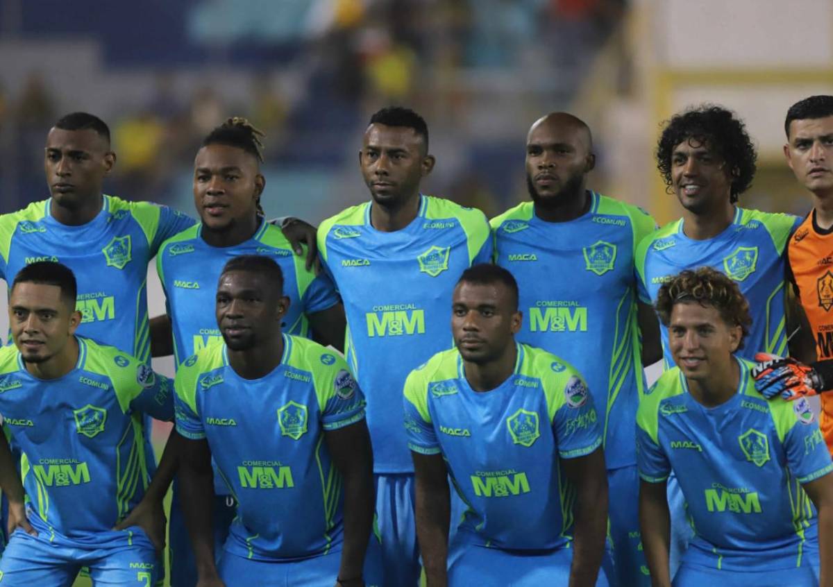 Bailes, locura del Real España, Pavón sorprendió, ¿qué pasó con Tilguath?