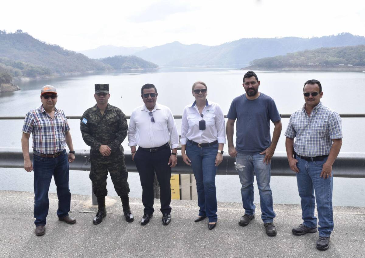 Autoridades y locales invitan a los turistas a la Central Hidroeléctrica Francisco Morazán, ya que están rodeados de lugares naturales, miradores espectaculares y gastronomía.