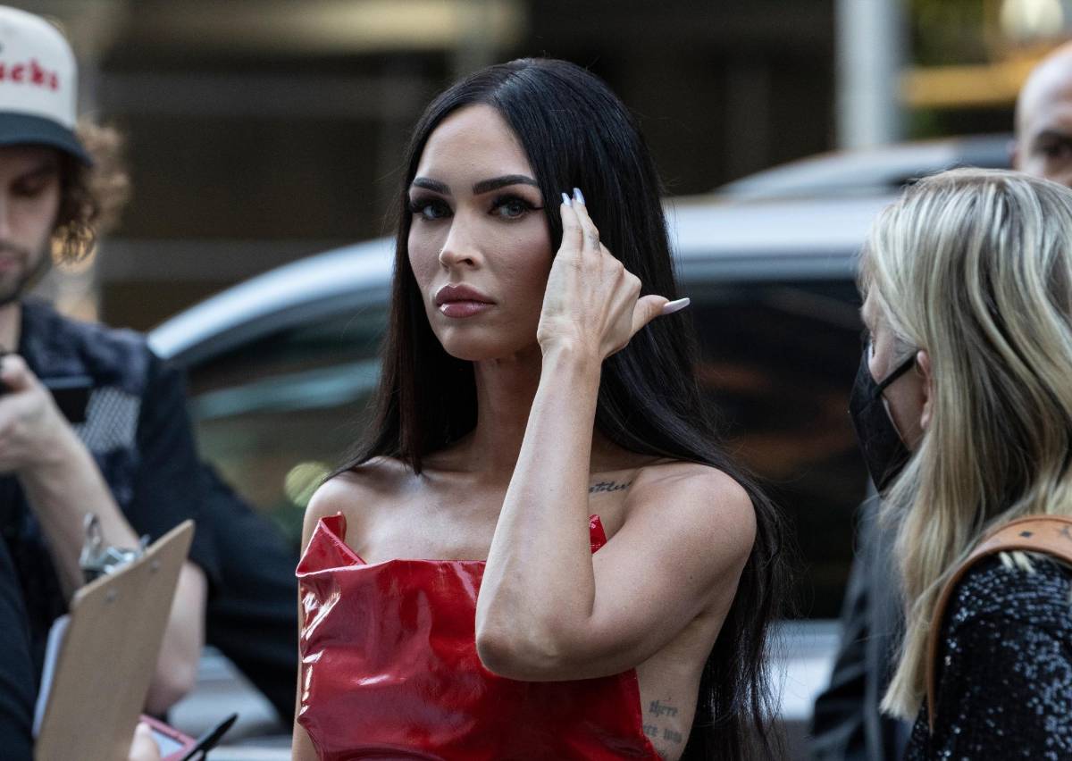 Megan Fox impacta con sensuales fotos en su regreso a Instagram