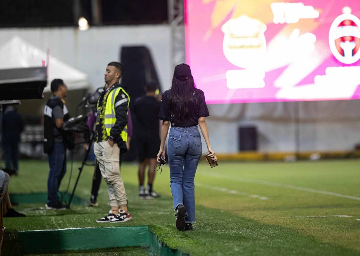 Real España festeja a lo grande, polémica y así sufrió Jeaustin Campos