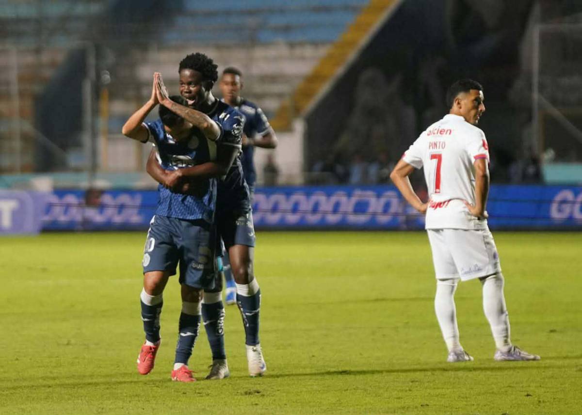 Maldad de Motagua al Olimpia, burla, legionario sorprende y periodista enamora