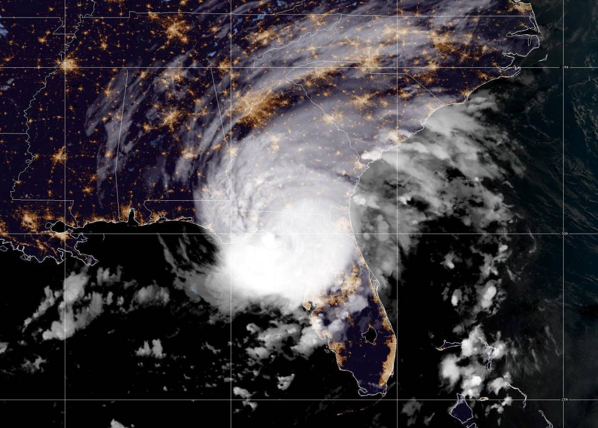 Idalia impacta en la costa de Florida como huracán categoría 3