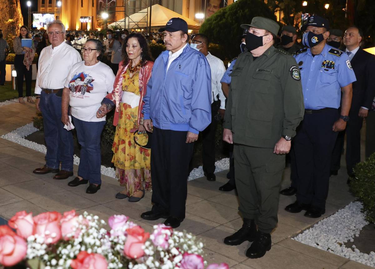 Excancilleres de Latinoamérica piden a OEA desconocer elecciones en Nicaragua