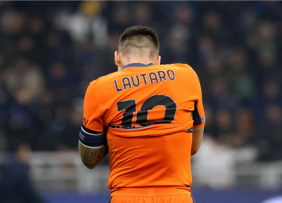 Lautaro Martínez no pudo evitar la eliminación del Inter de Milán.