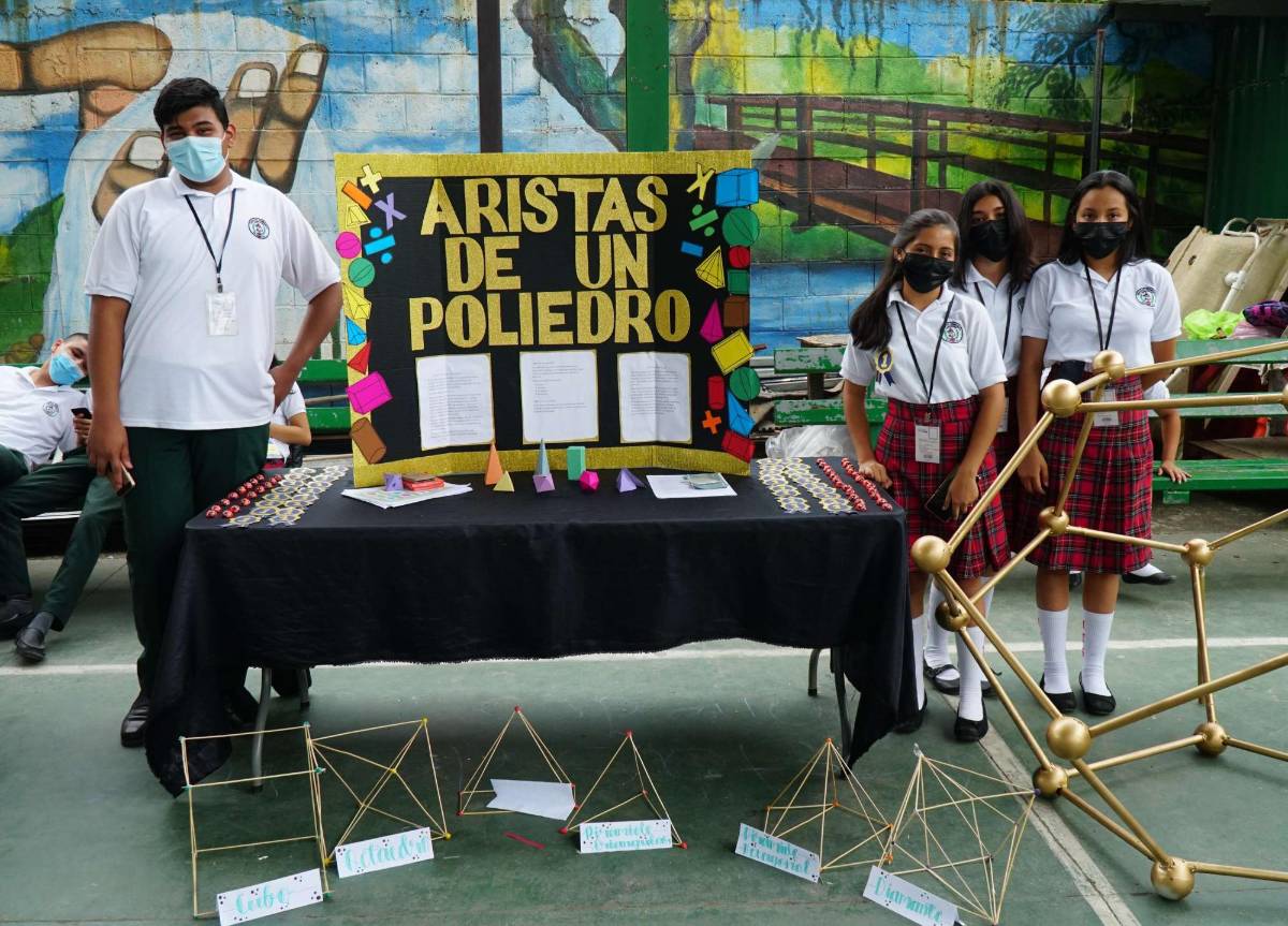 Instituto Tecnológico Sampedrano celebra su primera feria de matemáticas