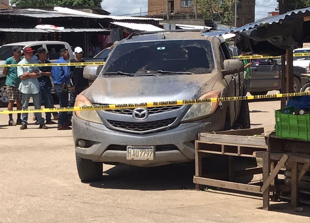 Sicarios emboscan vehículo y matan a conductor en Catacamas
