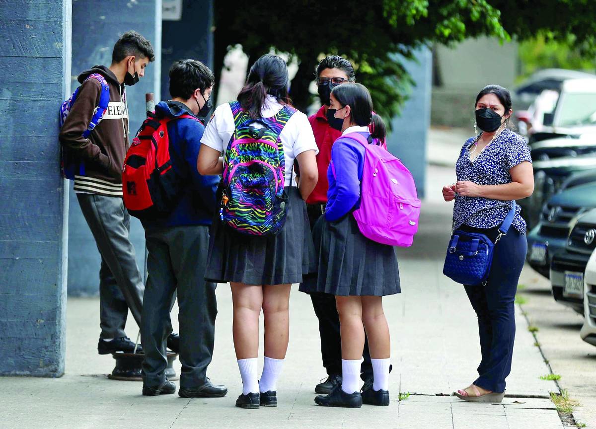 Año escolar 2023 será complicado en Honduras