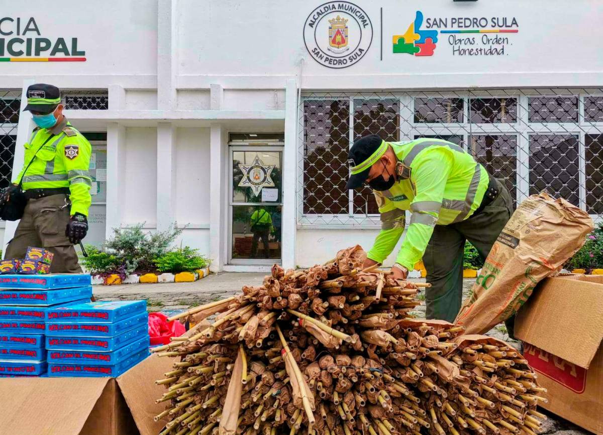 Como encomiendas envían cohetes en San Pedro Sula