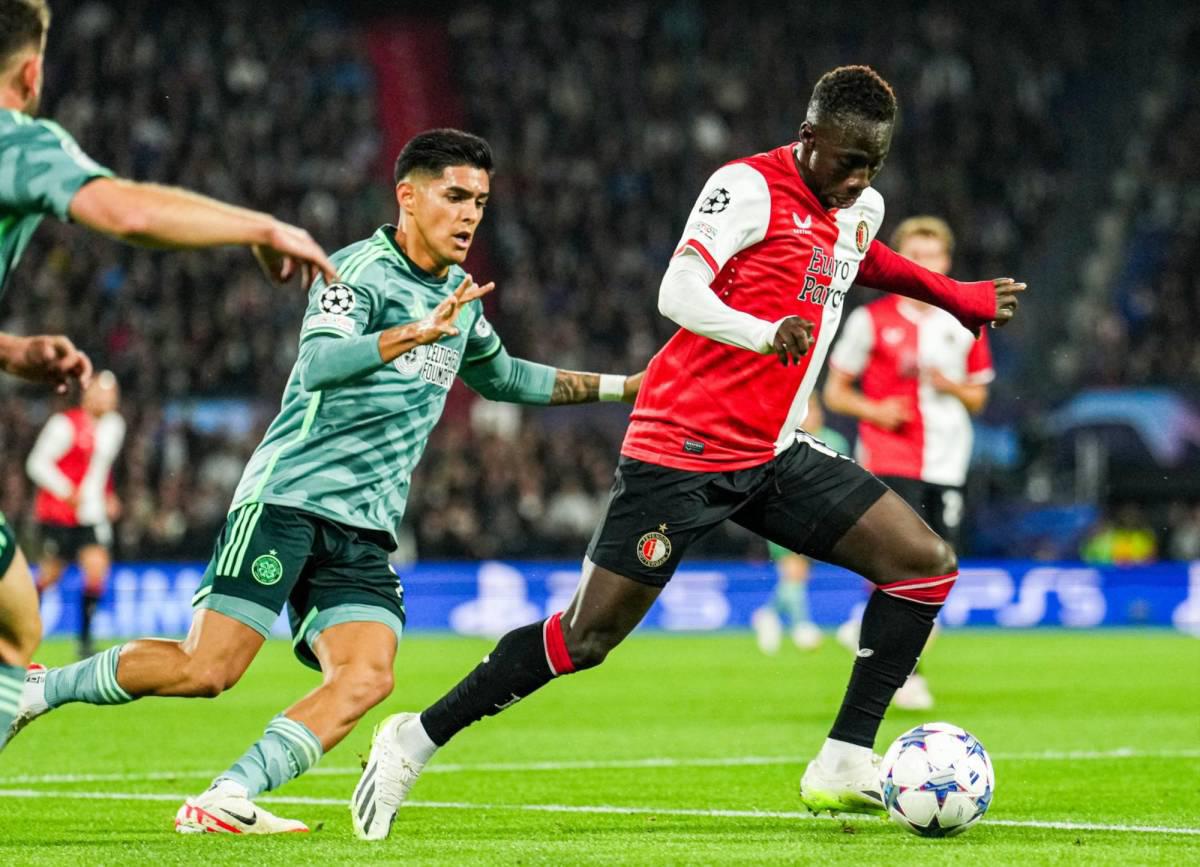 Luis Palma debutó en la Champions League ente Feyenoord.