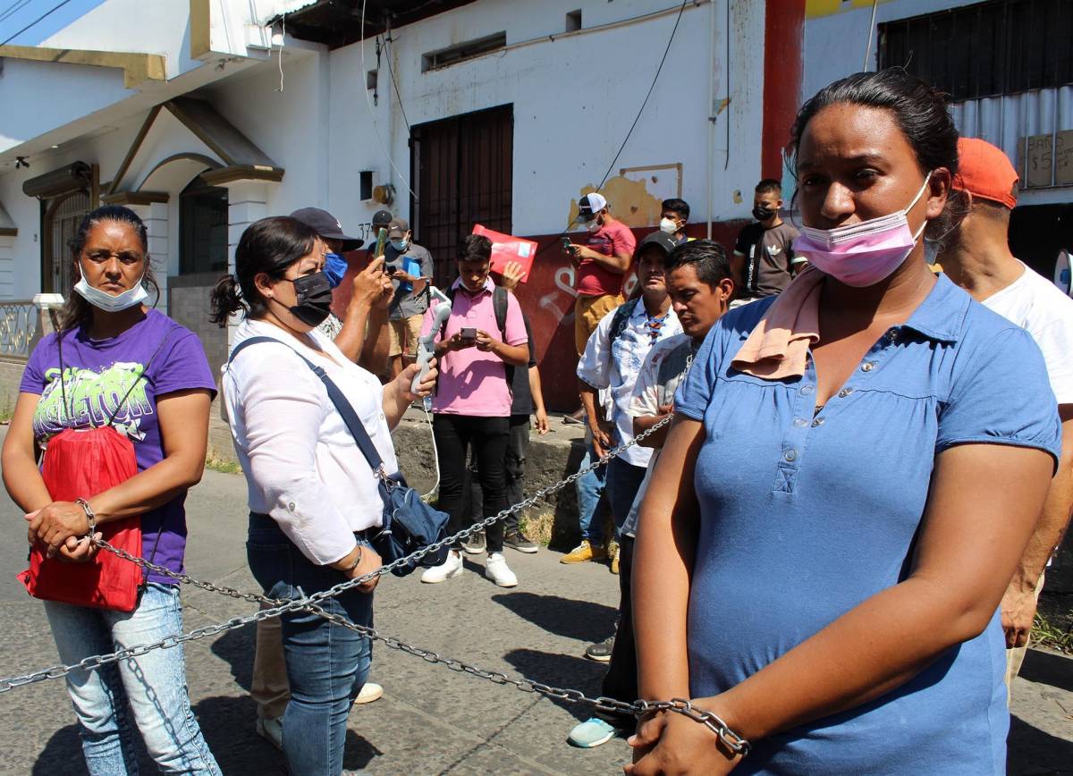 Los migrantes centroamericanos y venezolanos colmaron las calles de Tapachula.