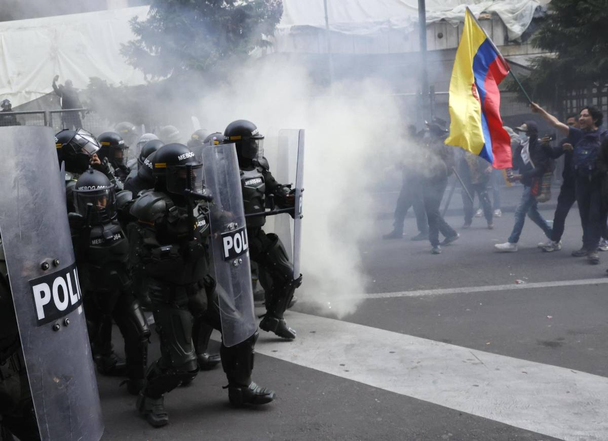 Crisis en Colombia: magistrados de la CSJ huyeron en helicóptero