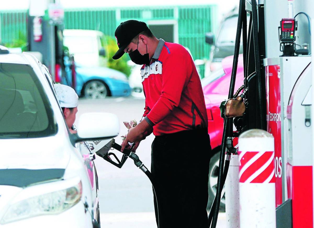 Aumentan precios de los combustibles en Honduras