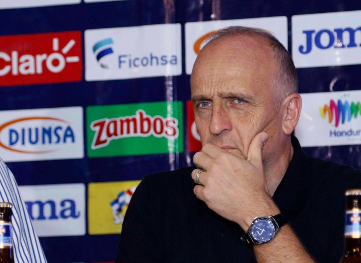 Los 11 pecados que condenan al entrenador uruguayo Fabián Coito