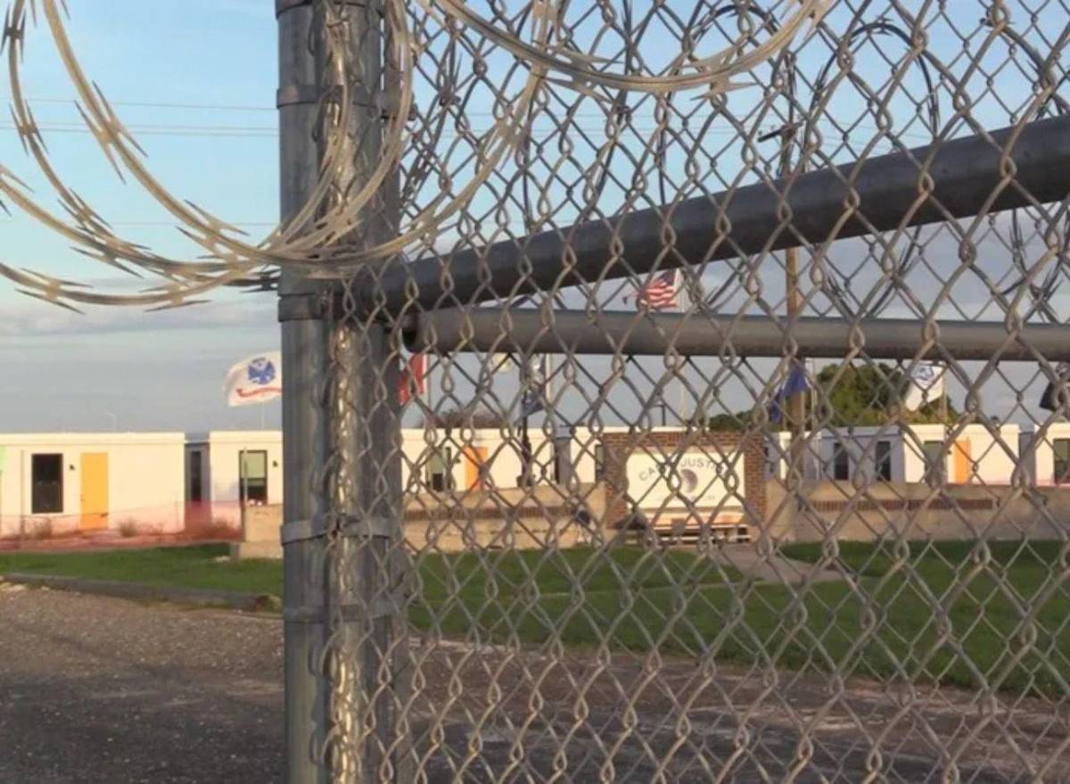 “Es un agujero negro”: Expresos de Guantánamo critican su uso para retener a migrantes