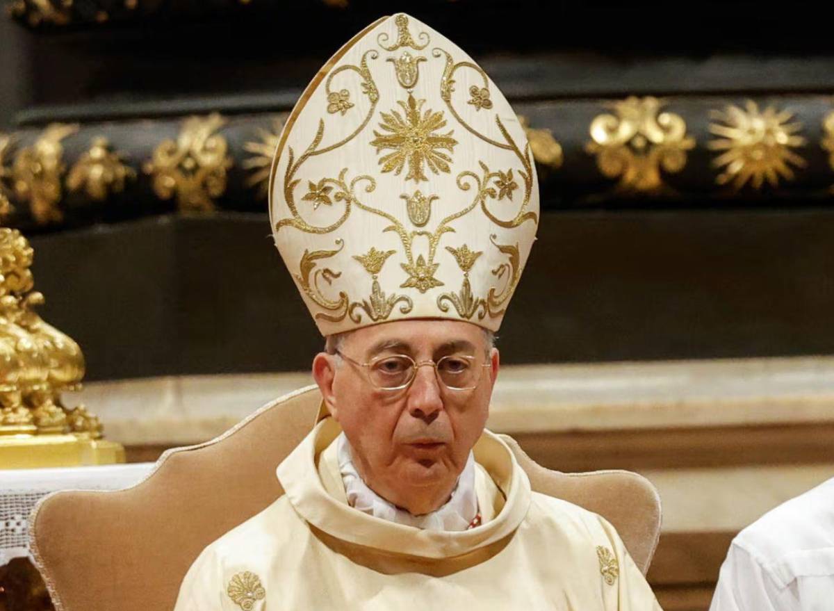 ¿Quién es Dominique Mamberti, el cardenal que anunciará al nuevo Papa ante el mundo?