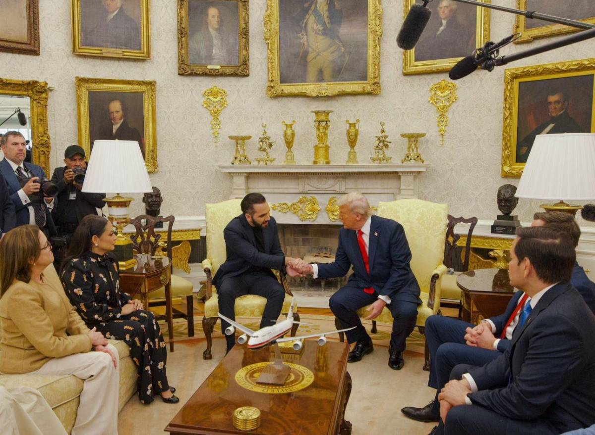 Las imágenes del encuentro entre Trump y Bukele en la Casa Blanca